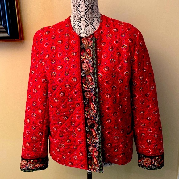 Vera Bradley vibrate red quilted jacket - Picture 4 of 10